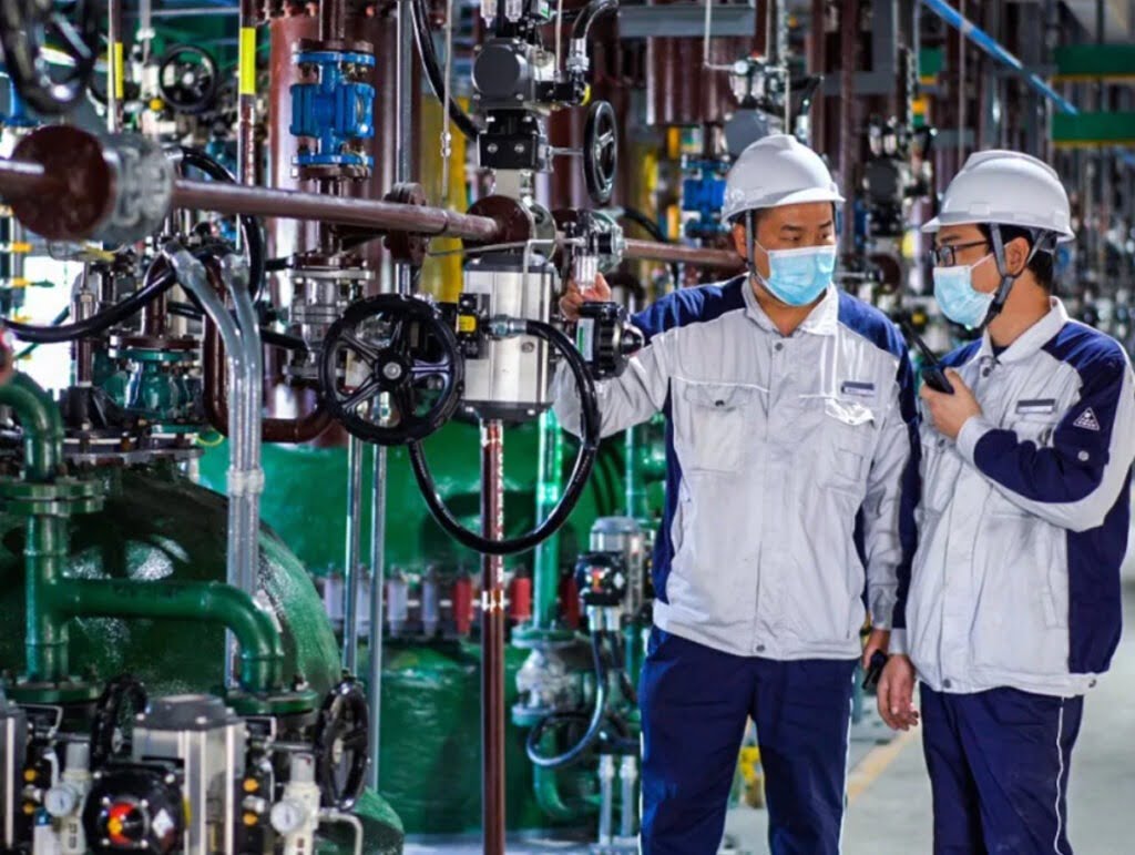 Silicone factory10